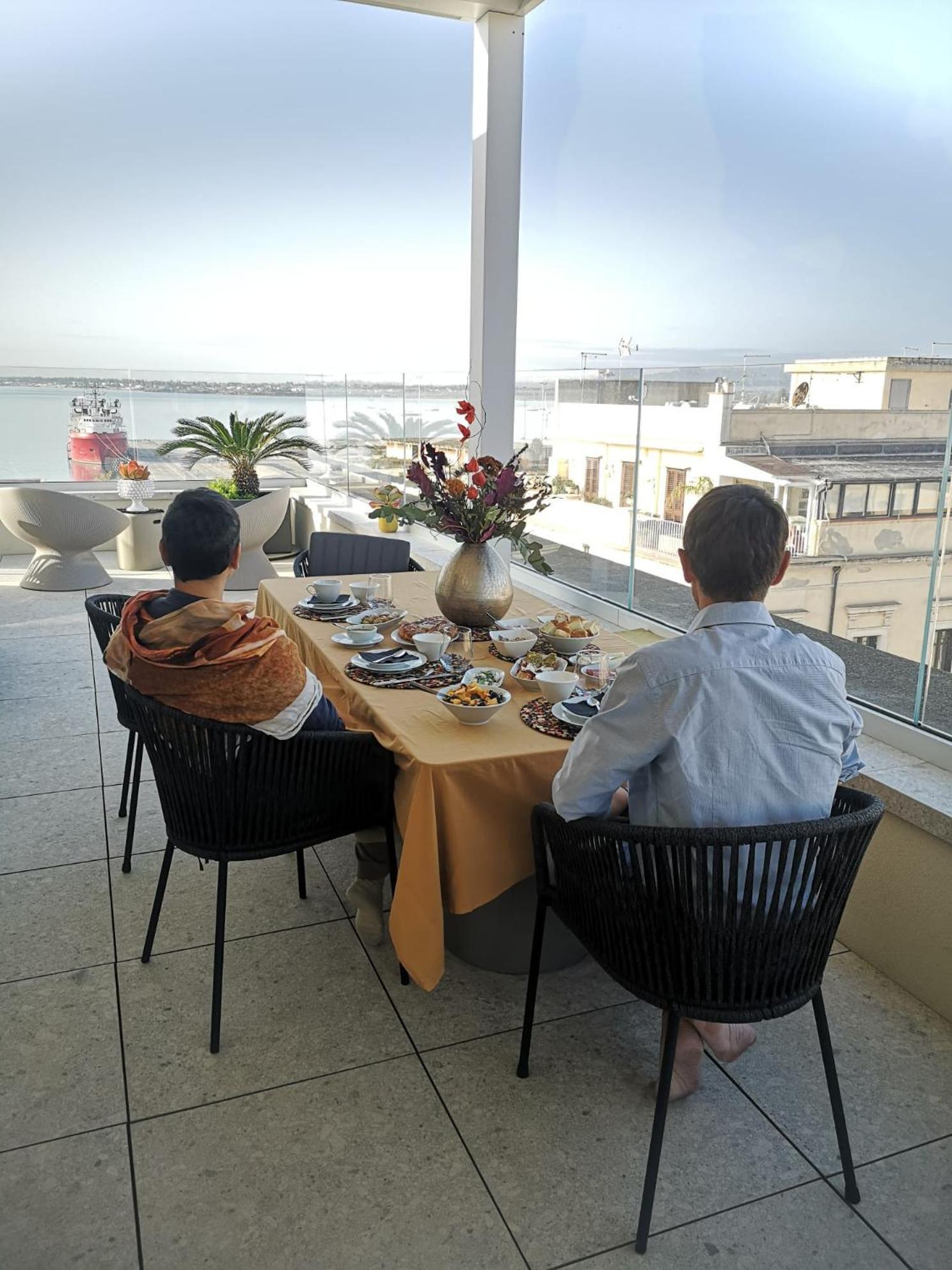 La Terrazza Sul Porto Bed and Breakfast Syracuse Eksteriør billede
