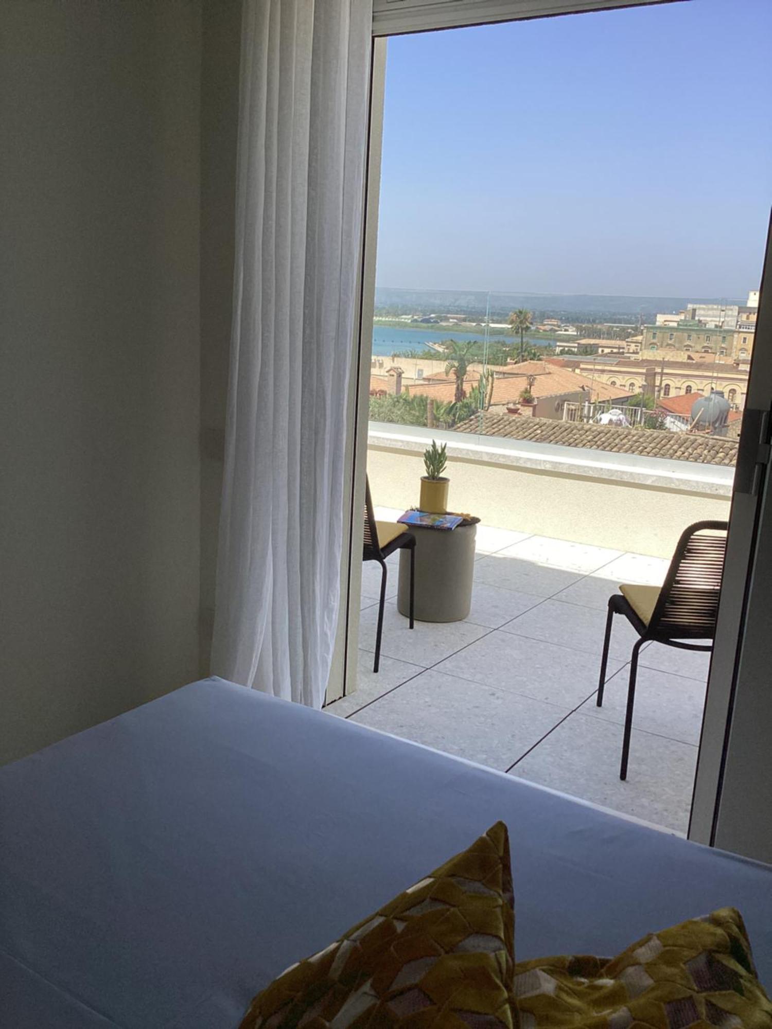 La Terrazza Sul Porto Bed and Breakfast Syracuse Eksteriør billede