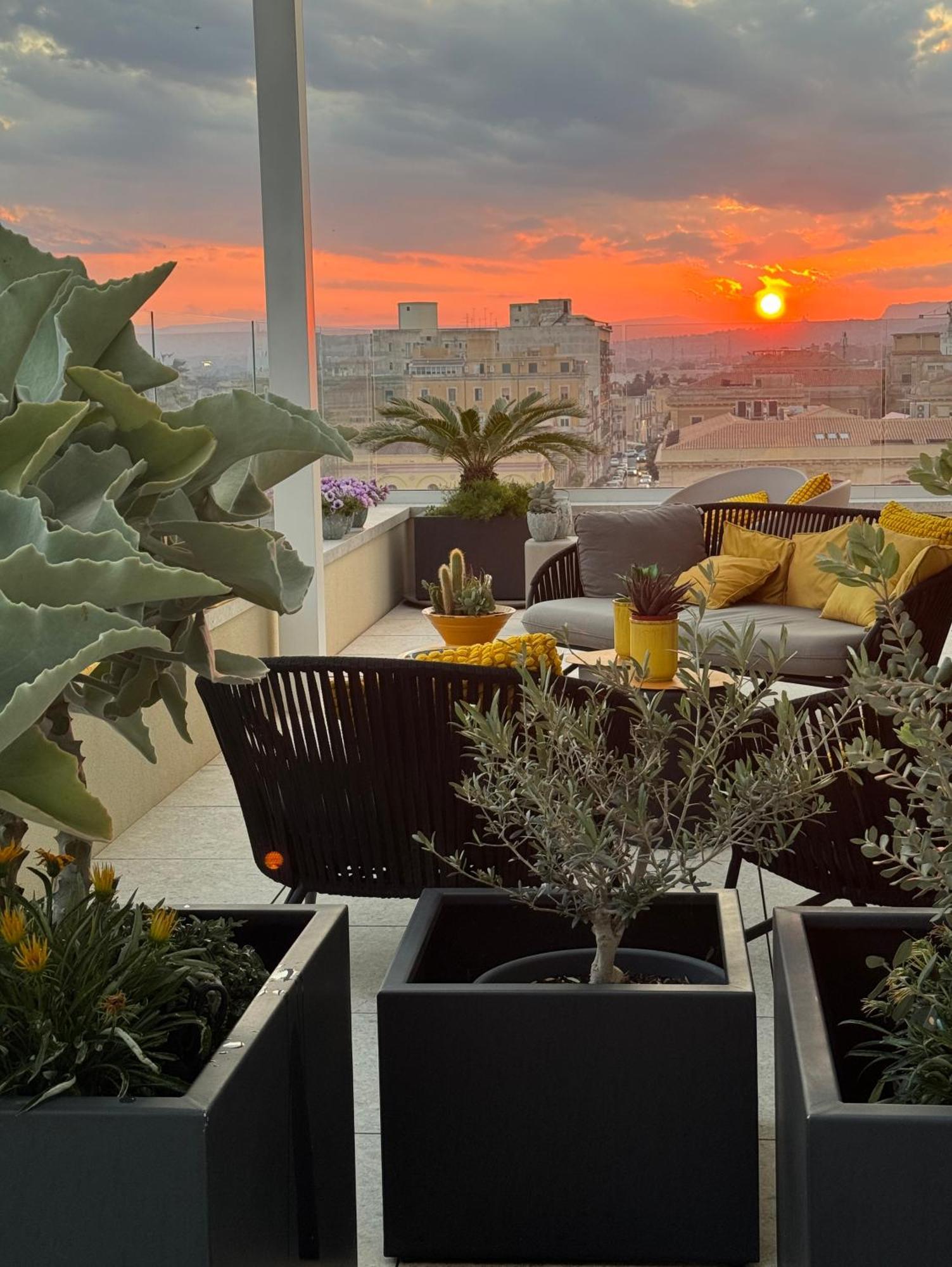 La Terrazza Sul Porto Bed and Breakfast Syracuse Eksteriør billede